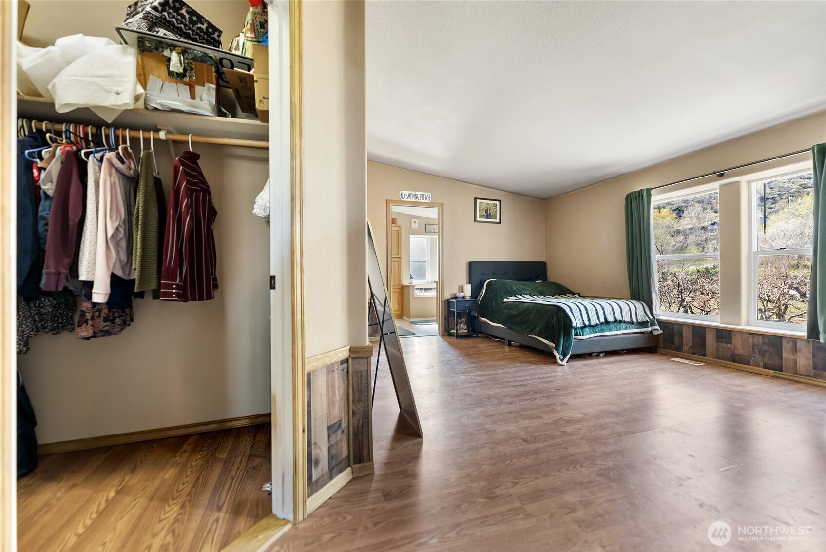 1673 Highway 7 , Oroville, WA 98844