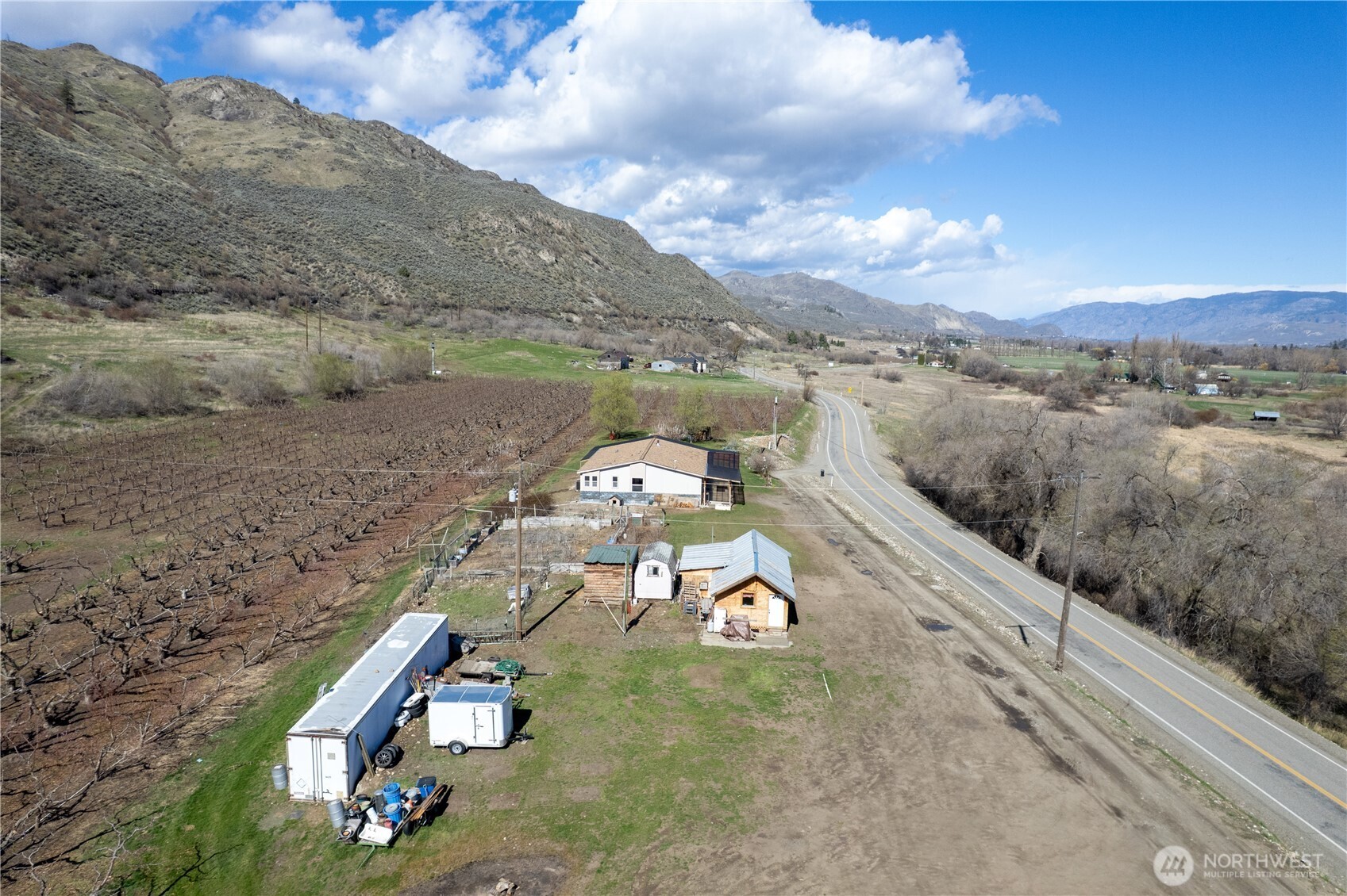 1673 Highway 7 , Oroville, WA 98844