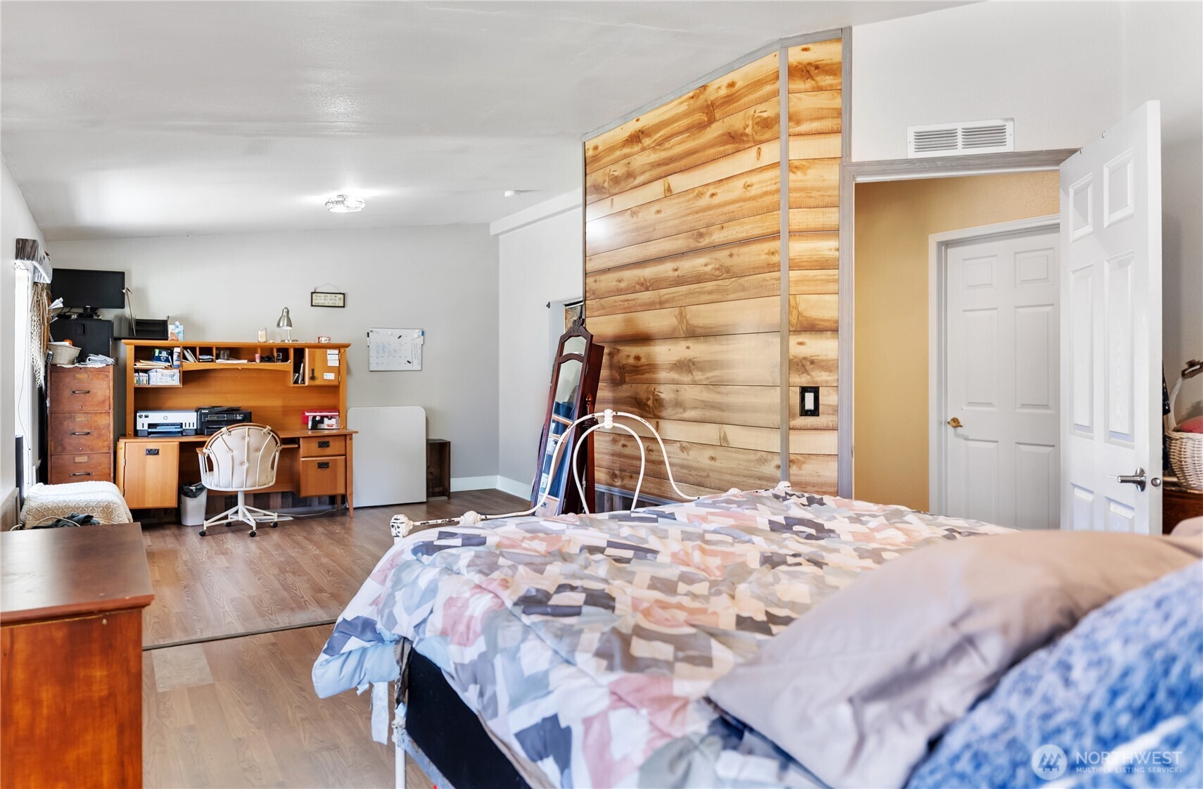 1673 Highway 7 , Oroville, WA 98844