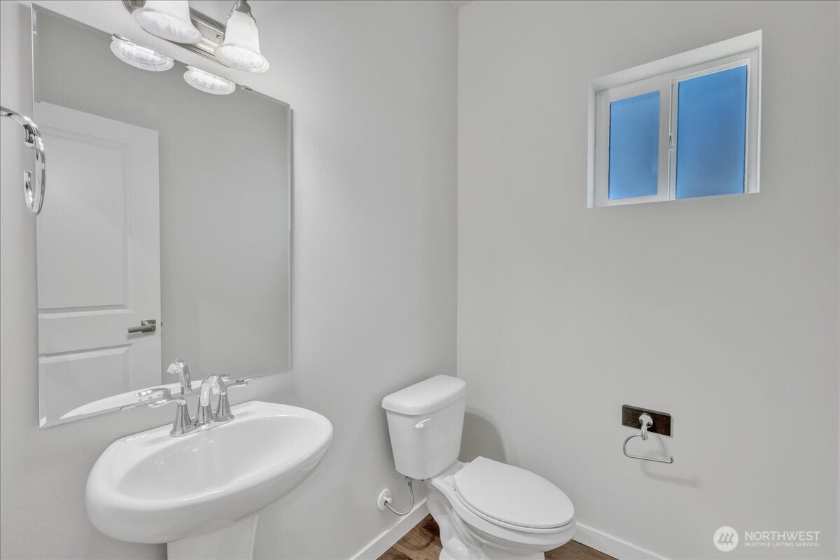 224 157th Place SW, Lynnwood, WA 98087