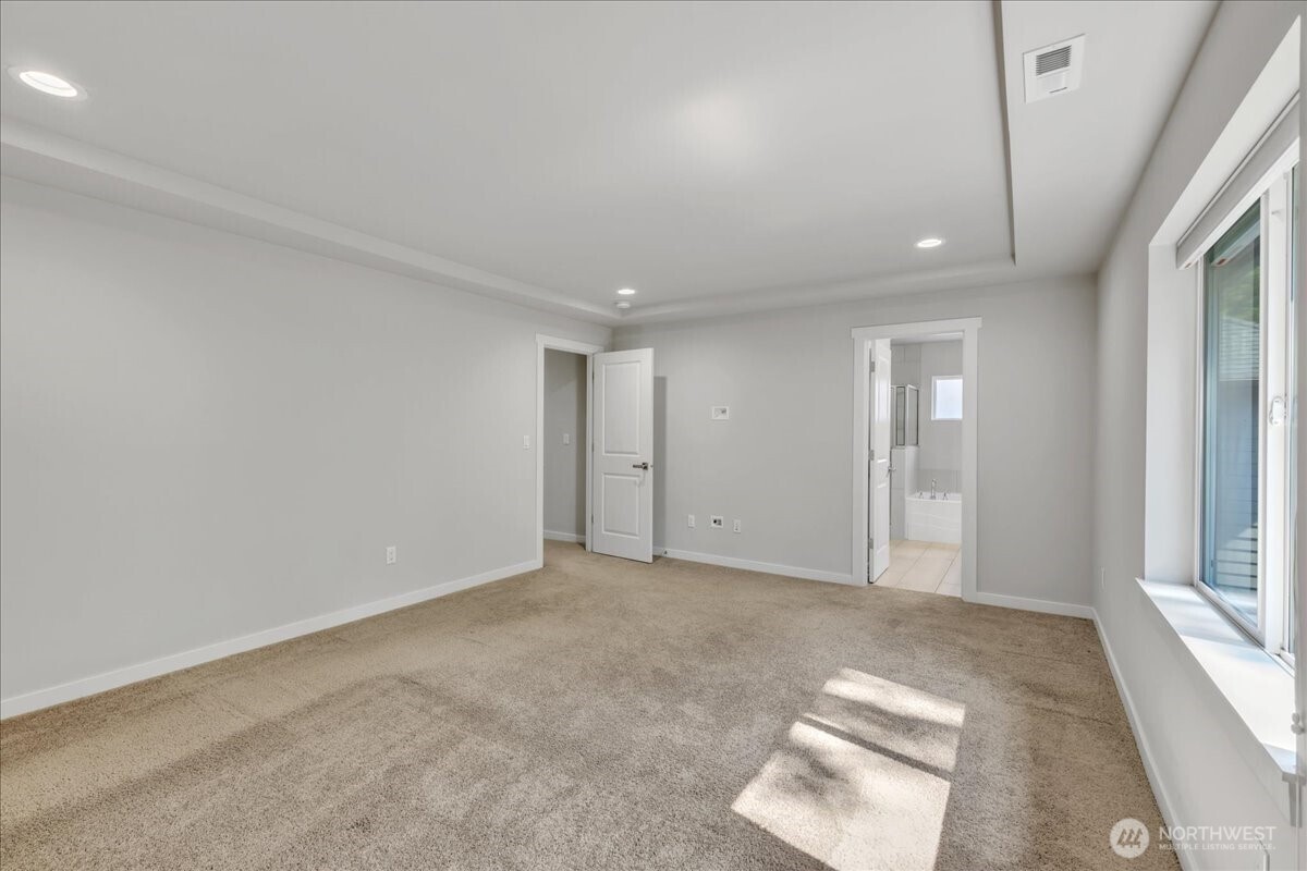 224 157th Place SW, Lynnwood, WA 98087