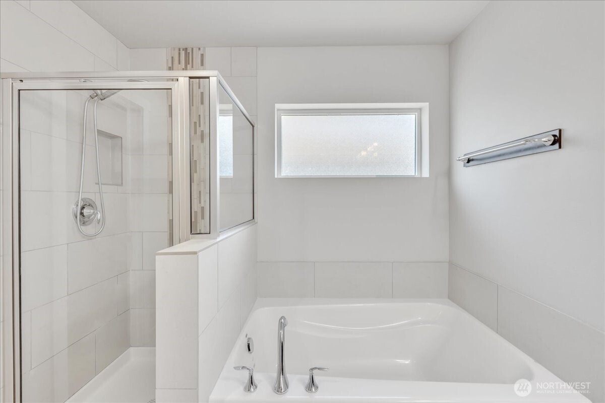 224 157th Place SW, Lynnwood, WA 98087