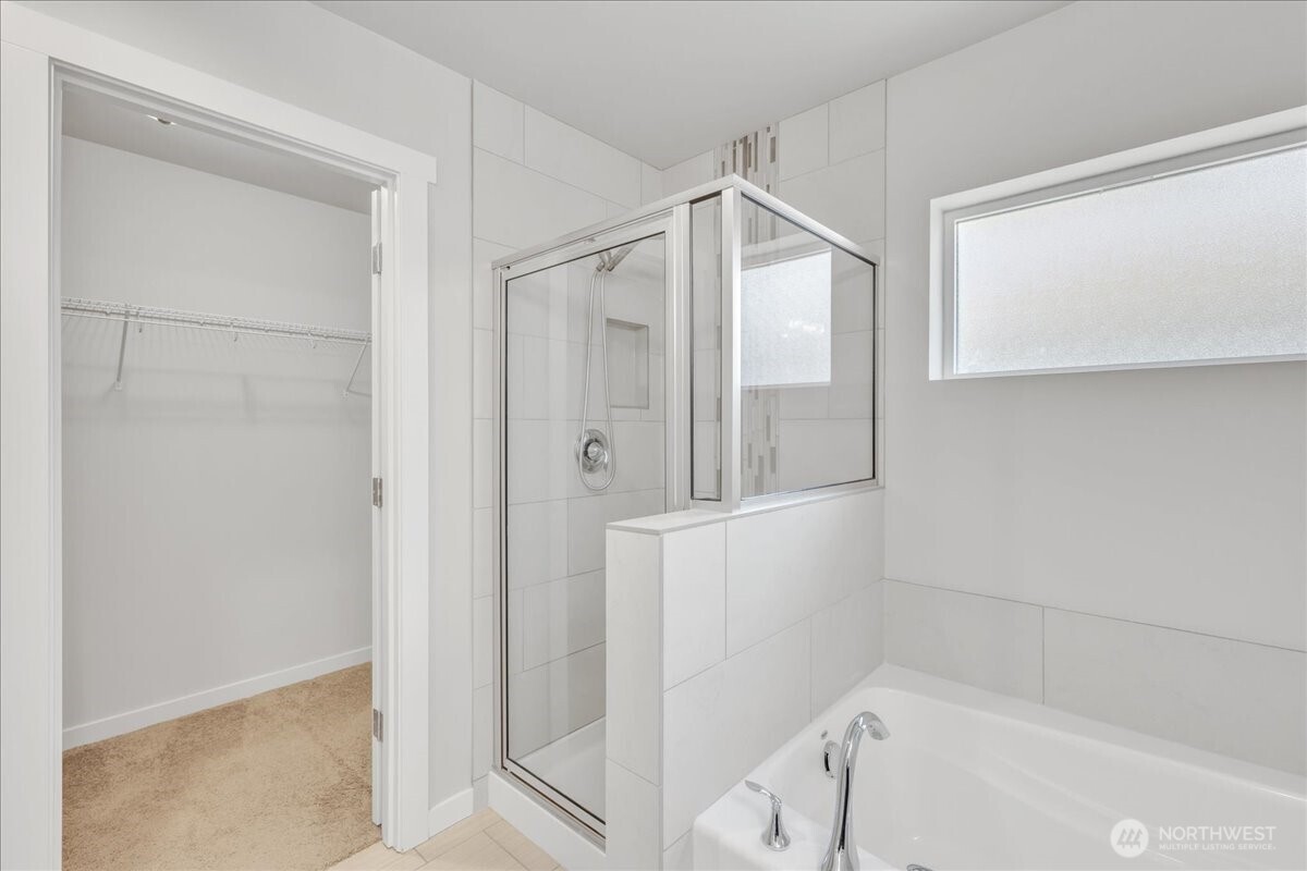 224 157th Place SW, Lynnwood, WA 98087