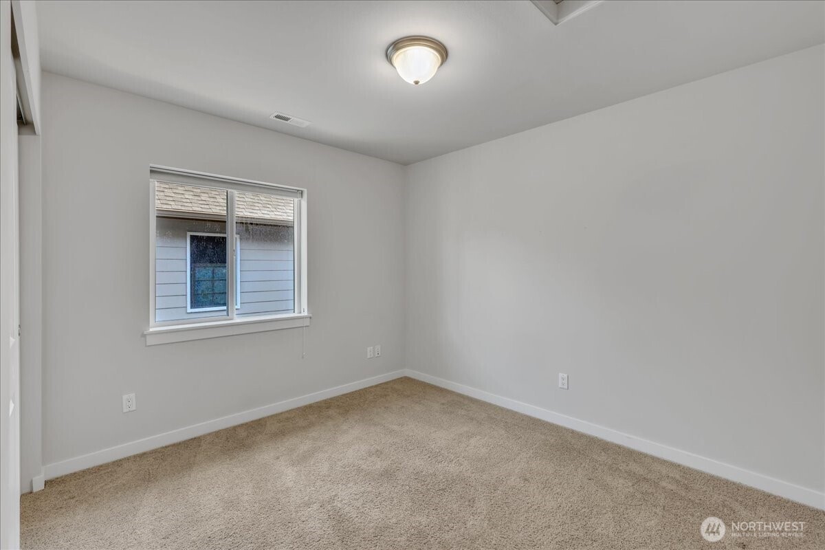 224 157th Place SW, Lynnwood, WA 98087