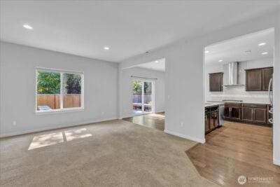 224 157th Place SW, Lynnwood, WA 98087 - Photo 6