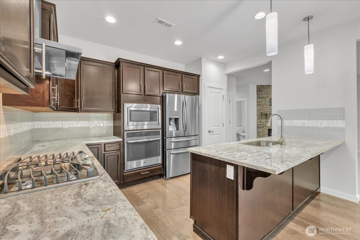 224 157th Place SW, Lynnwood, WA 98087