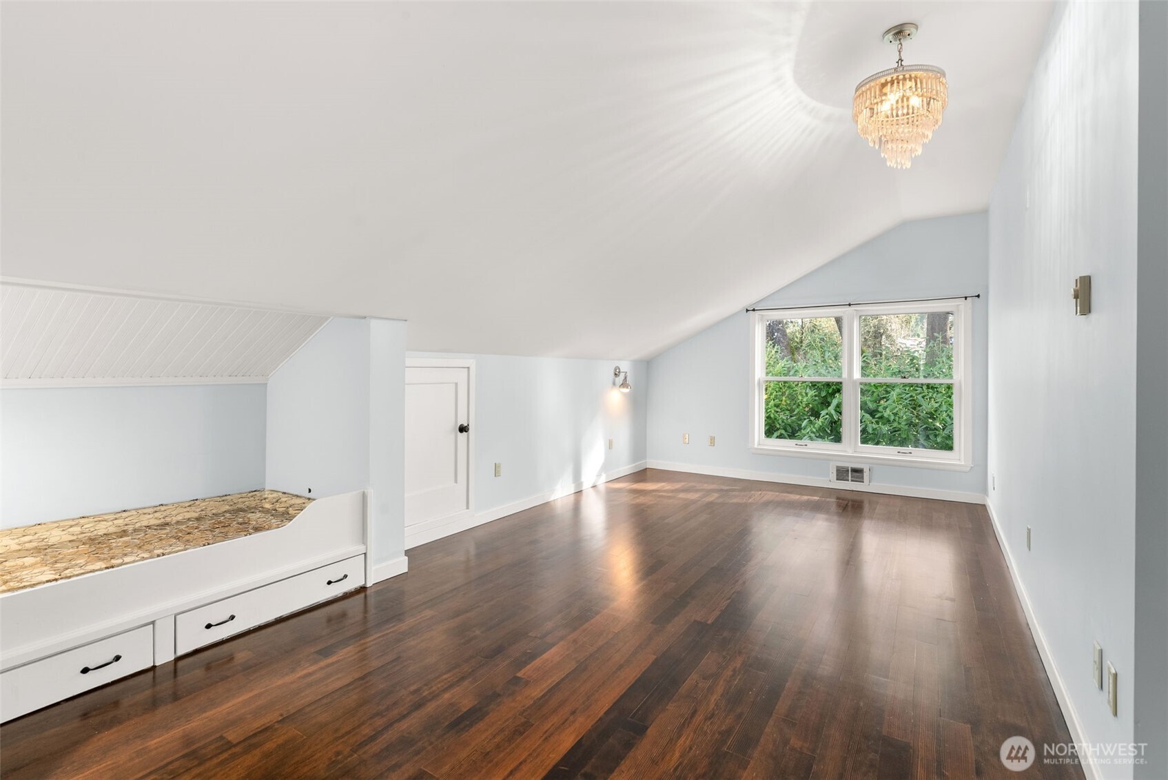 9144 Edgewater Drive SW, Lakewood, WA 98499