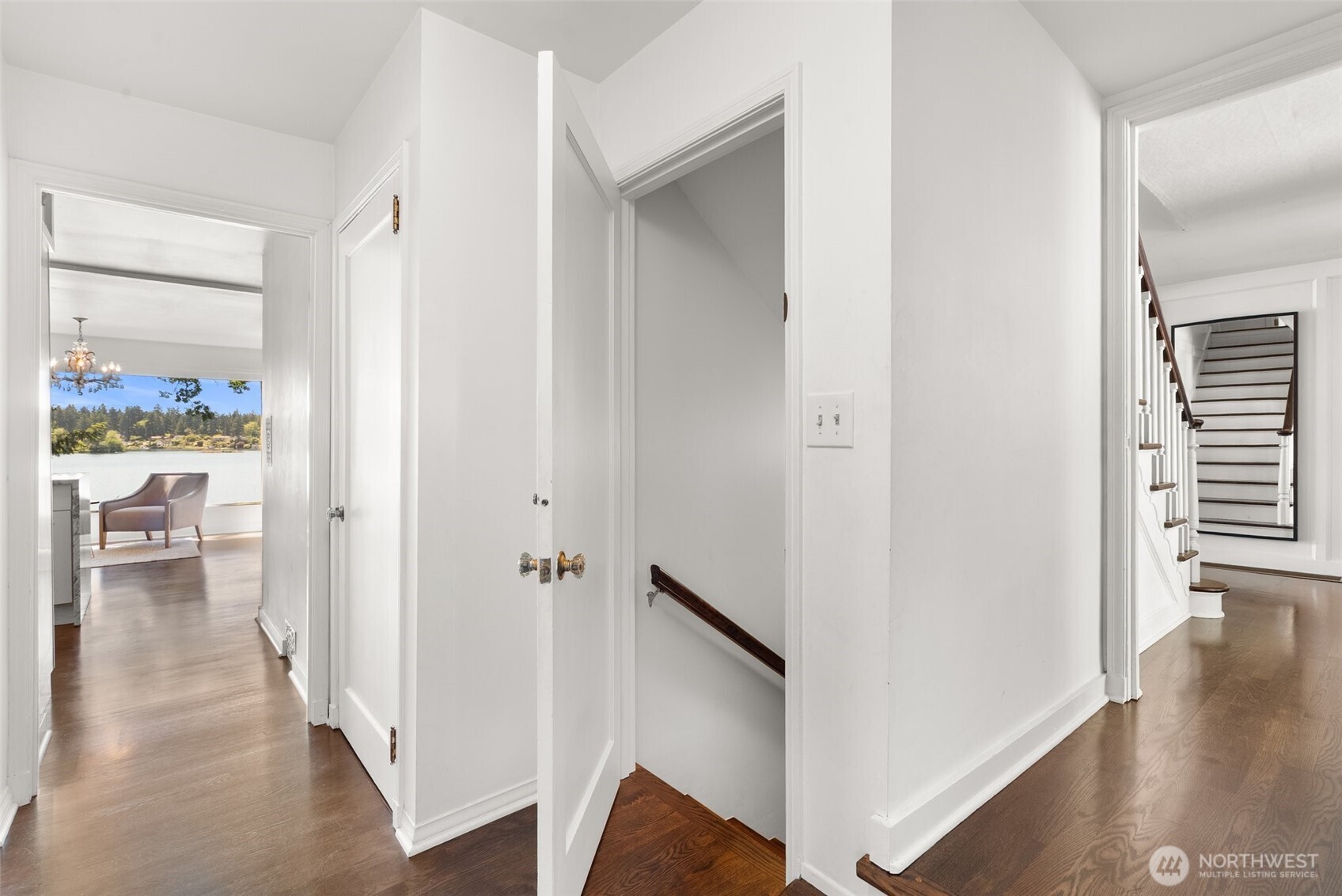 9144 Edgewater Drive SW, Lakewood, WA 98499