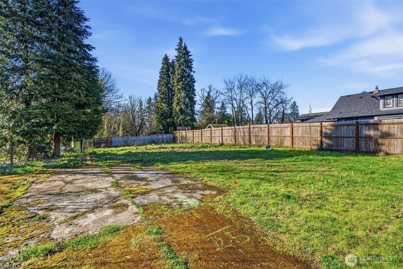 328 E 40th Street , Tacoma, WA 98404