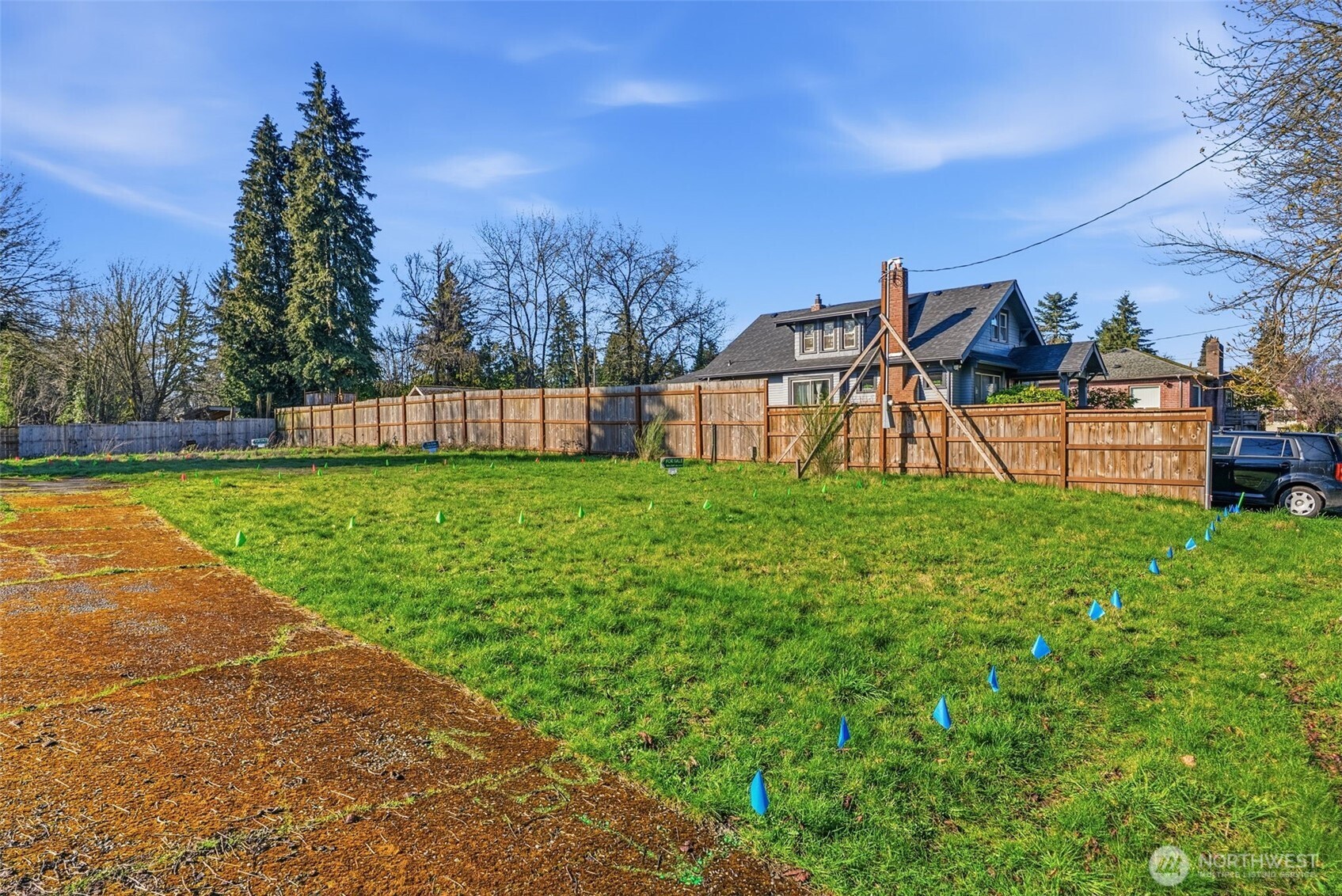 324 E 40th Street , Tacoma, WA 98404