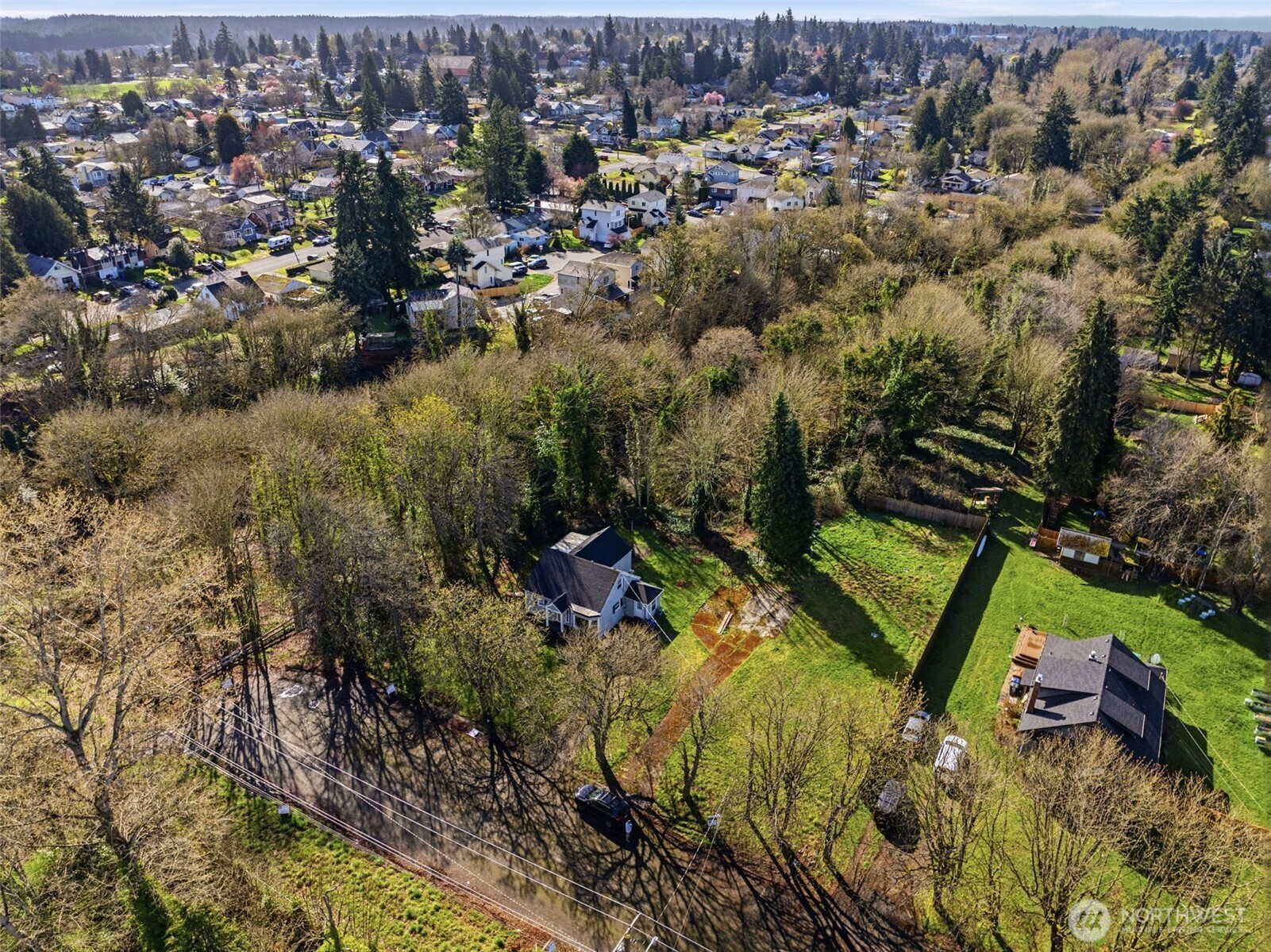 324 E 40th Street , Tacoma, WA 98404