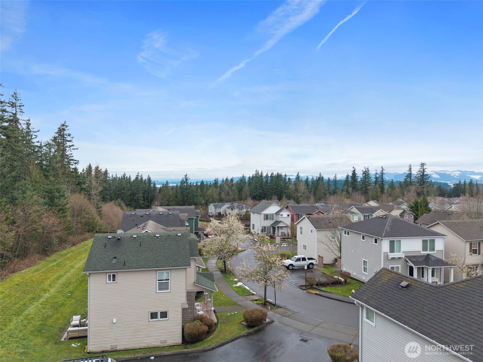 6827 SE Gove Street #10, Snoqualmie, WA 98065
