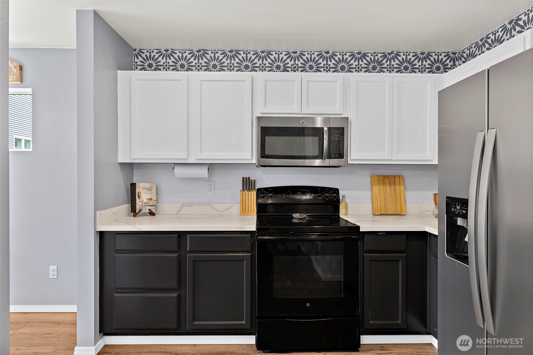 6827 SE Gove Street #10, Snoqualmie, WA 98065