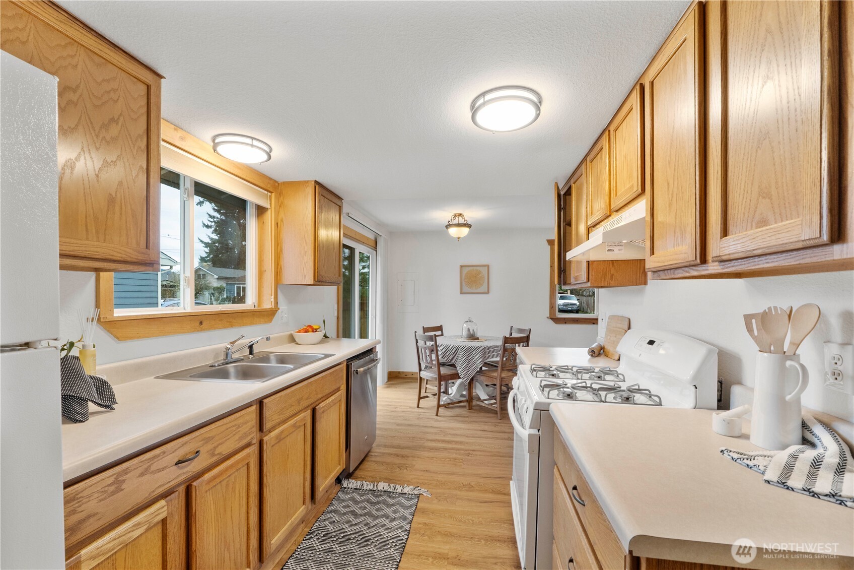 1975 Wilson Avenue , Enumclaw, WA 98022