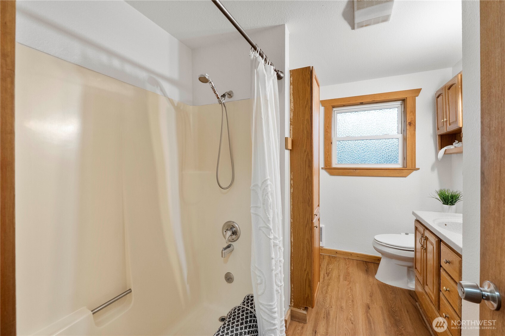 1975 Wilson Avenue , Enumclaw, WA 98022