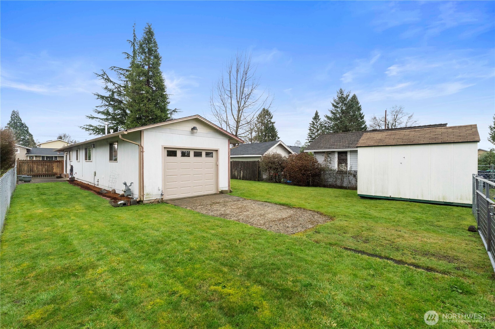 1975 Wilson Avenue , Enumclaw, WA 98022