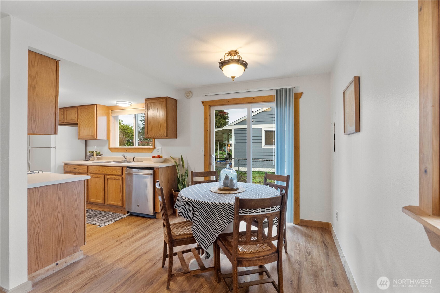 1975 Wilson Avenue , Enumclaw, WA 98022