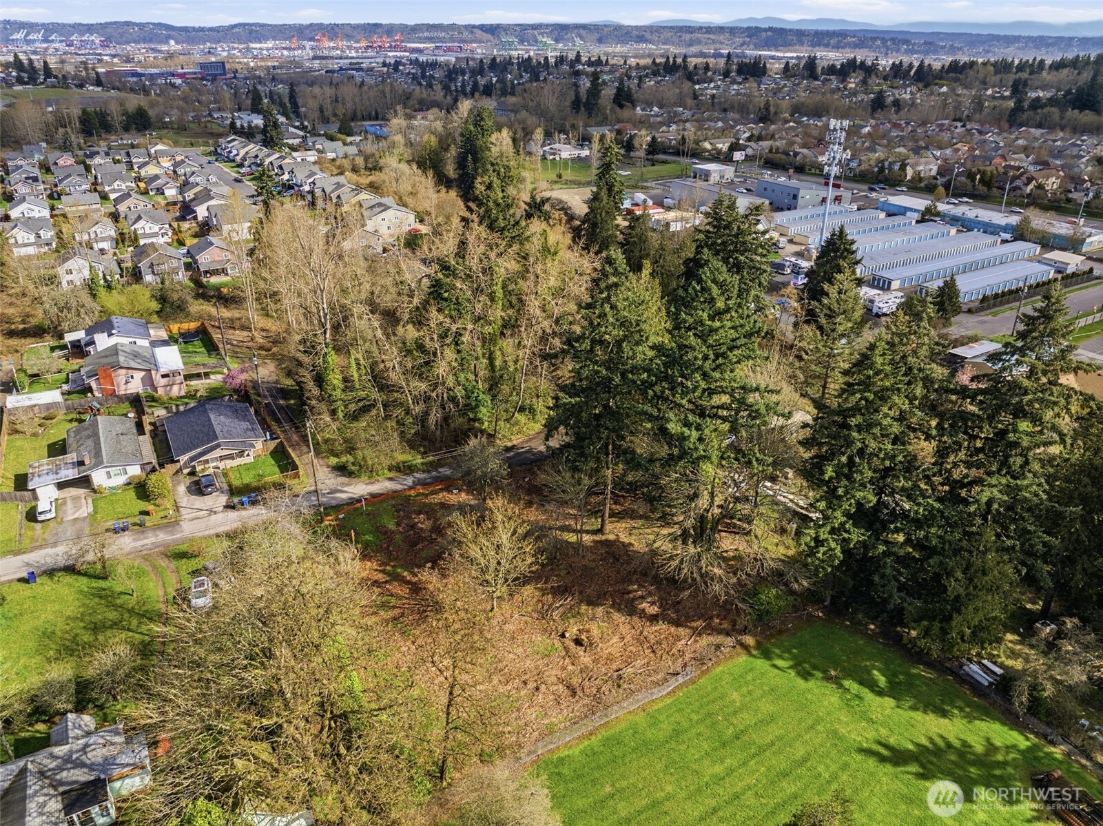 1406 E 44th Street , Tacoma, WA 98404