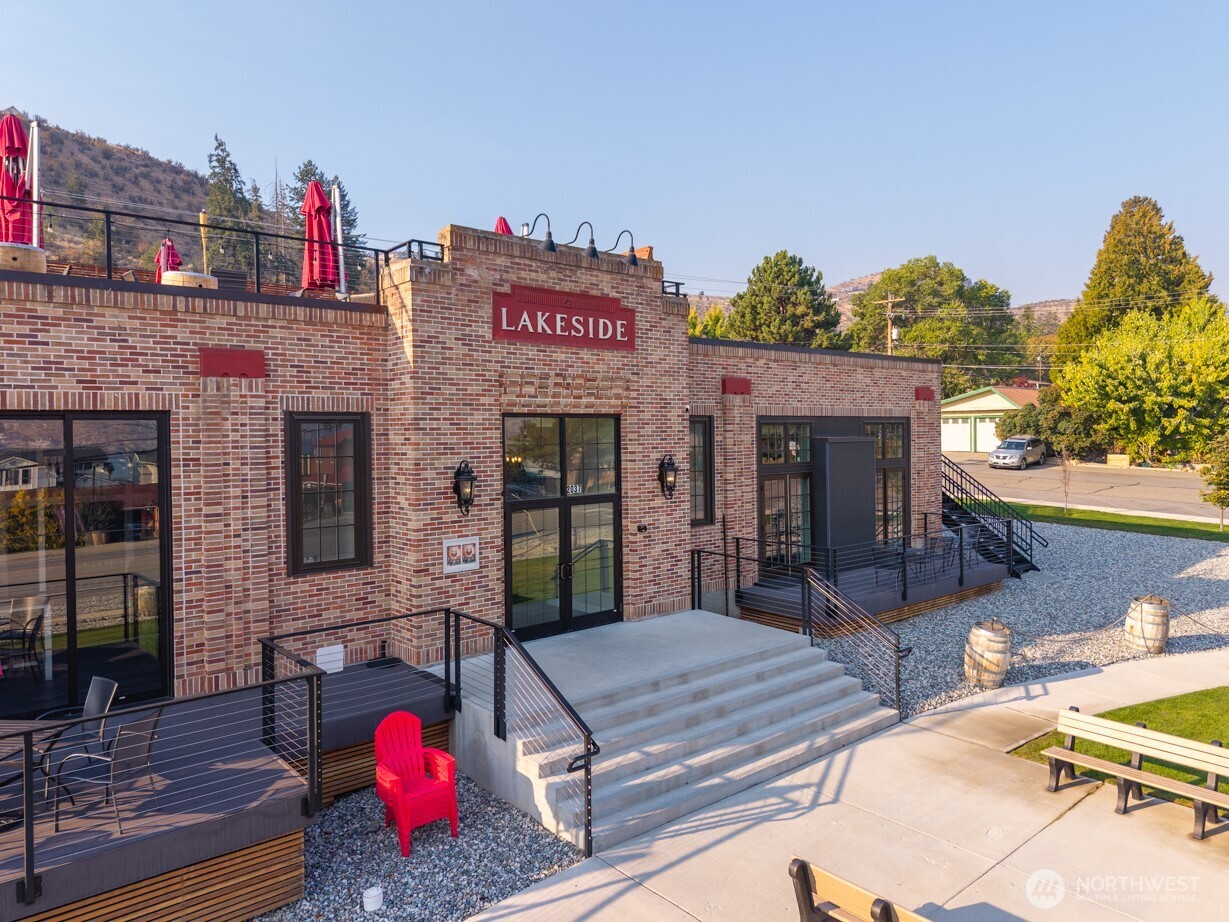 2037 W Woodin Ave. , Chelan, WA 98816