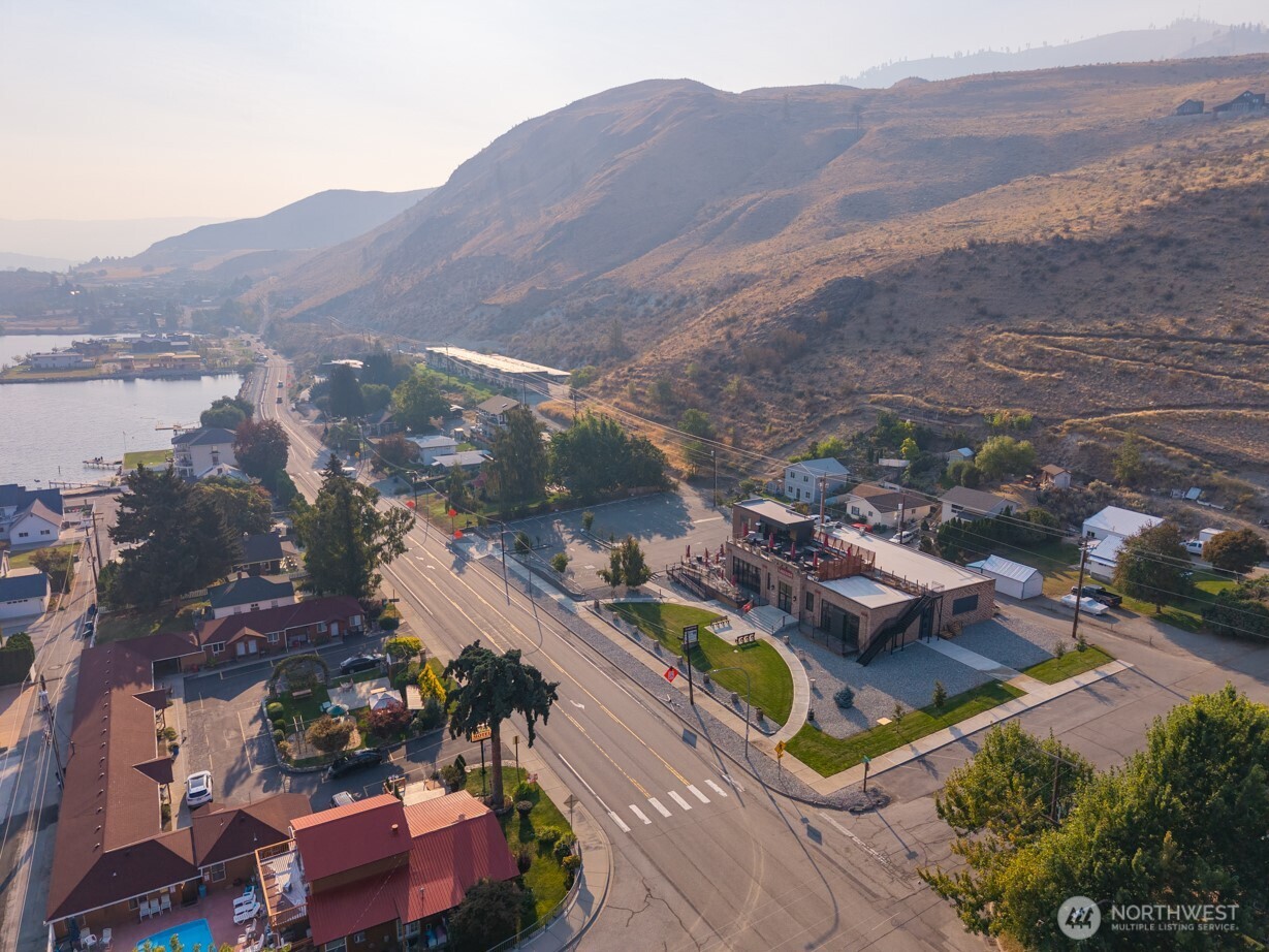 2037 W Woodin Ave. , Chelan, WA 98816