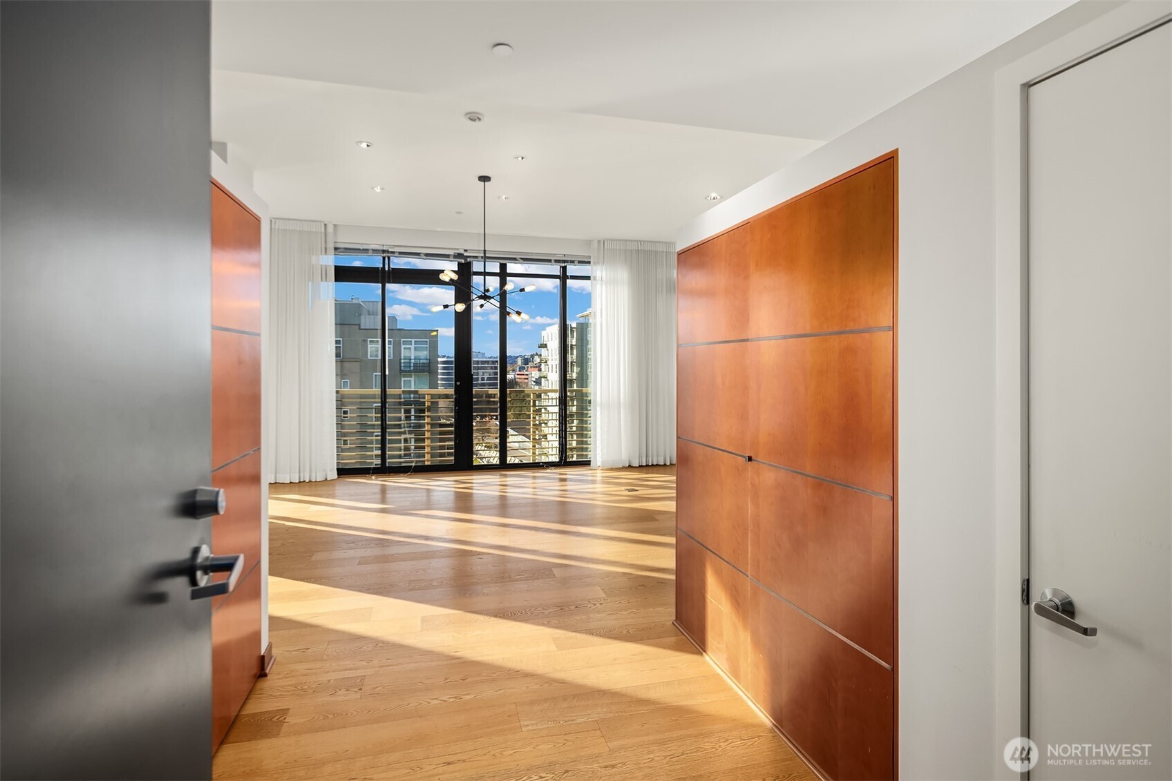 2716 Elliott Avenue #1204, Seattle, WA 98121