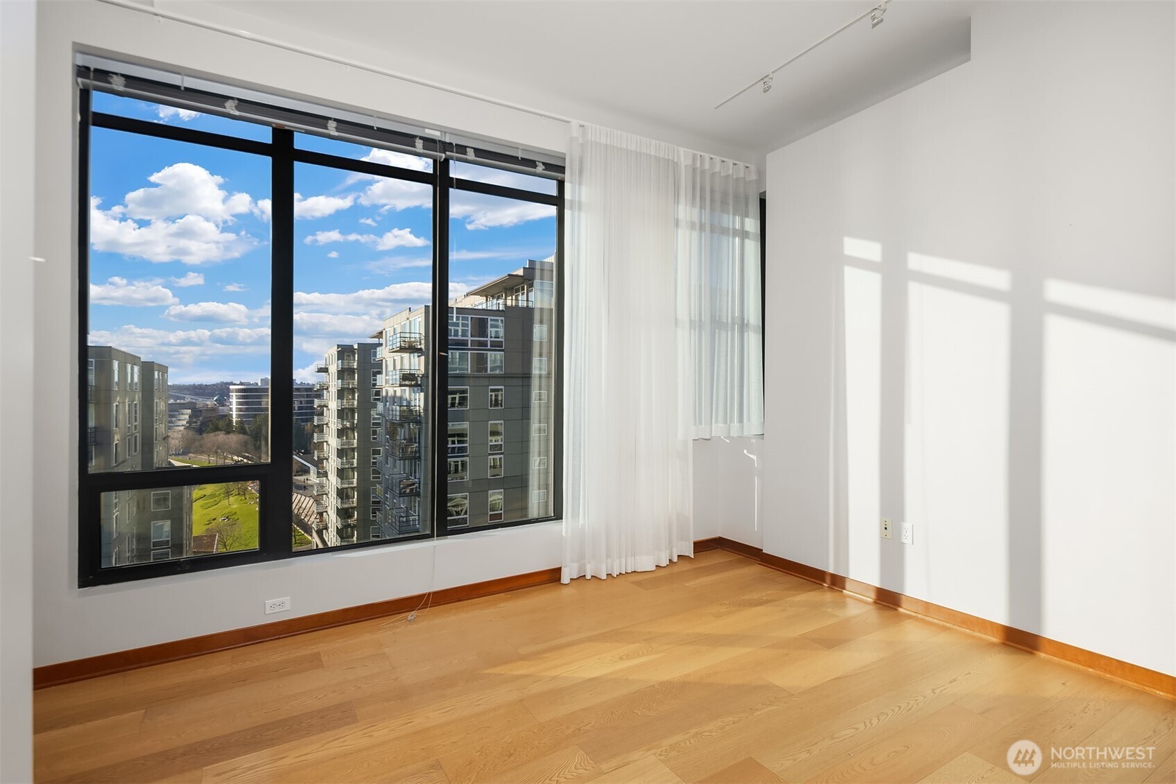 2716 Elliott Avenue #1204, Seattle, WA 98121