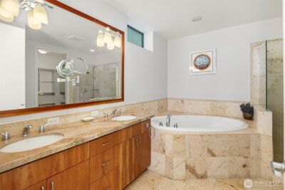 2716 Elliott Avenue #1204, Seattle, WA 98121 - Photo 15