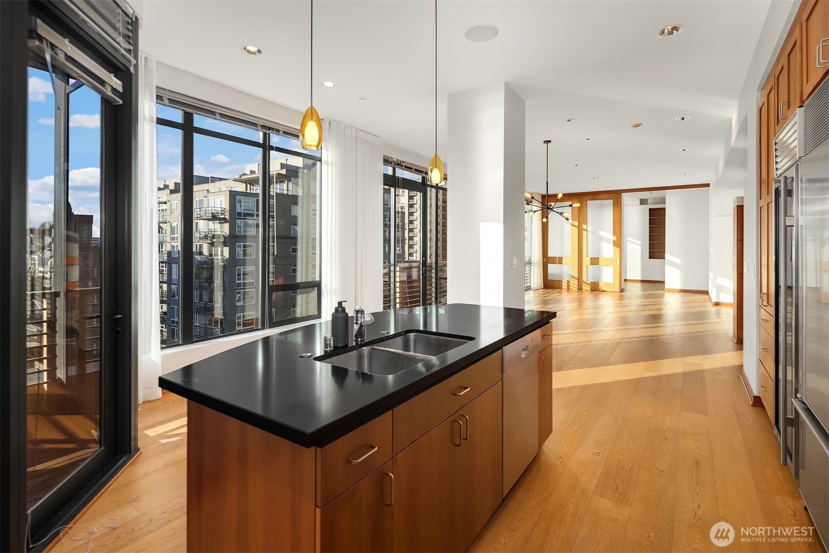 2716 Elliott Avenue #1204, Seattle, WA 98121