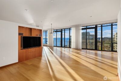 2716 Elliott Avenue #1204, Seattle, WA 98121 - Photo 10