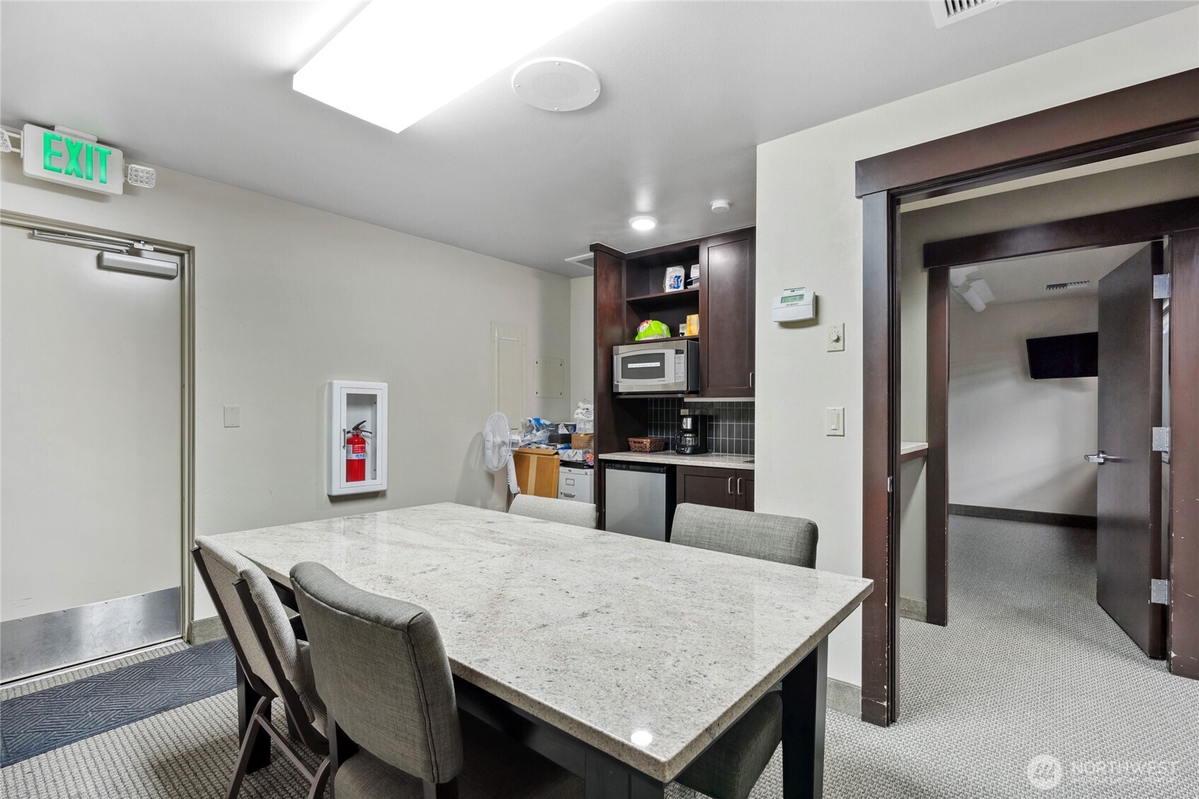 812 Davis Place S, Seattle, WA 98144