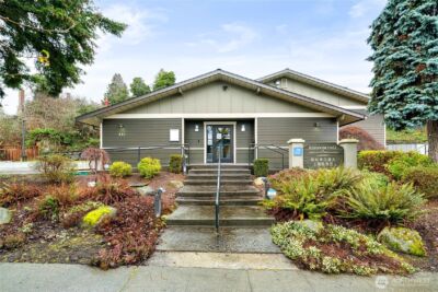 812 Davis Place S, Seattle, WA 98144 - Photo 3