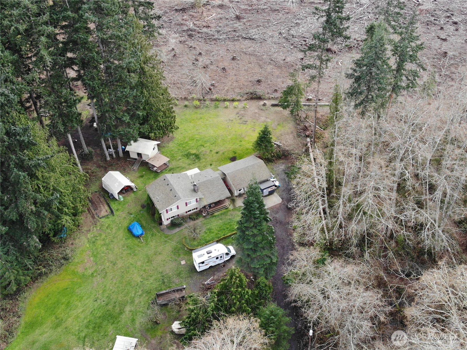 11477 NE Tulin Road , Kingston, WA 98346