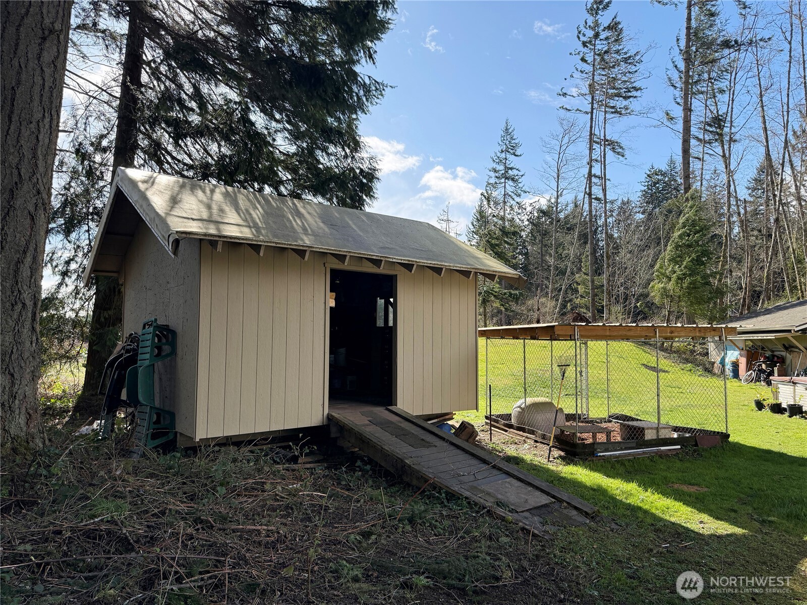 11477 NE Tulin Road , Kingston, WA 98346