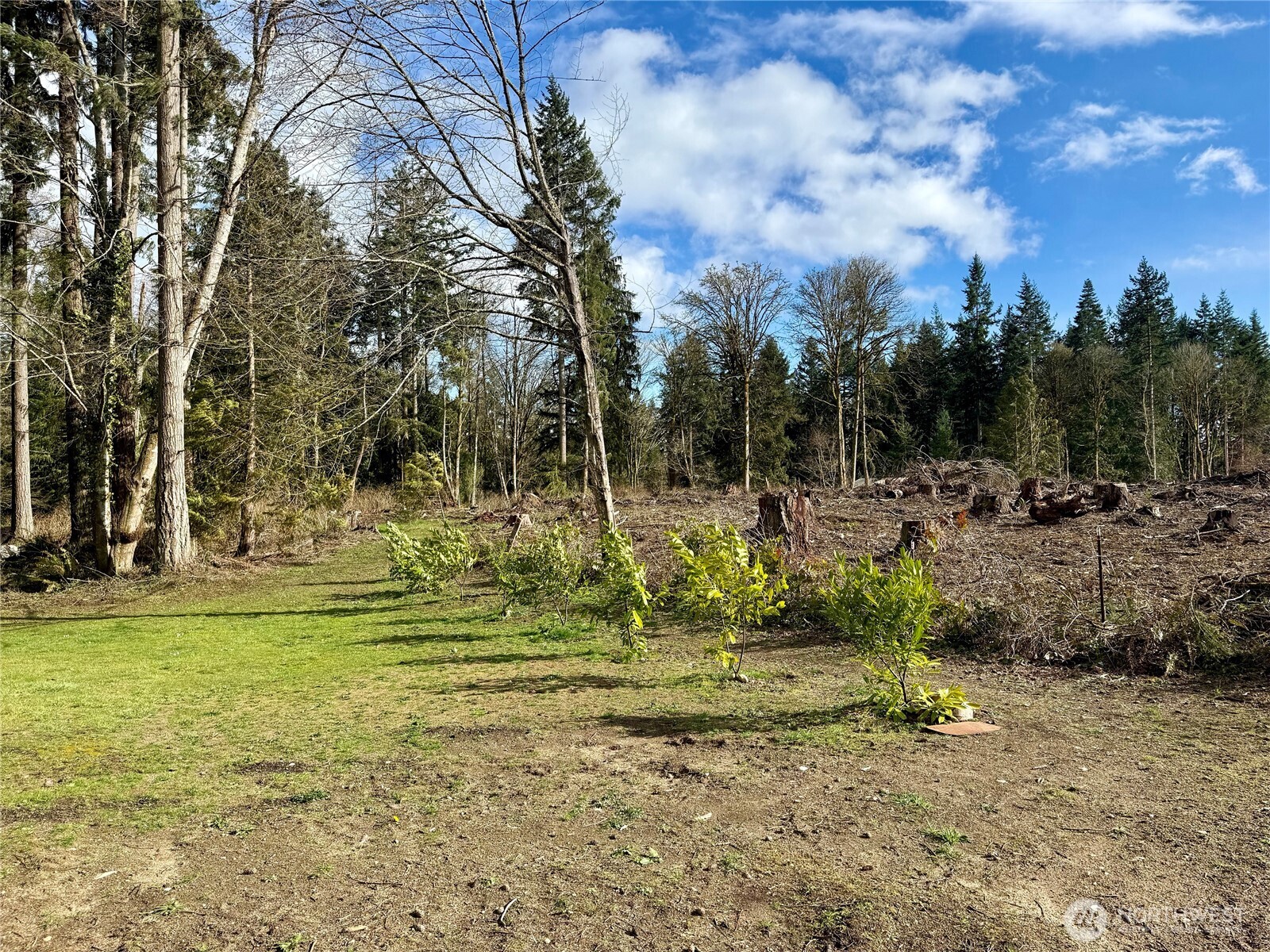 11477 NE Tulin Road , Kingston, WA 98346