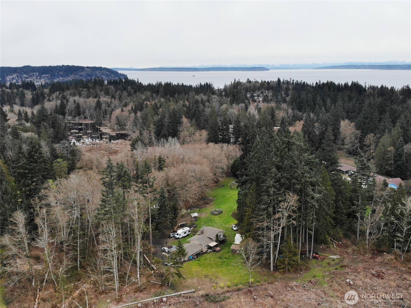 11477 NE Tulin Road , Kingston, WA 98346