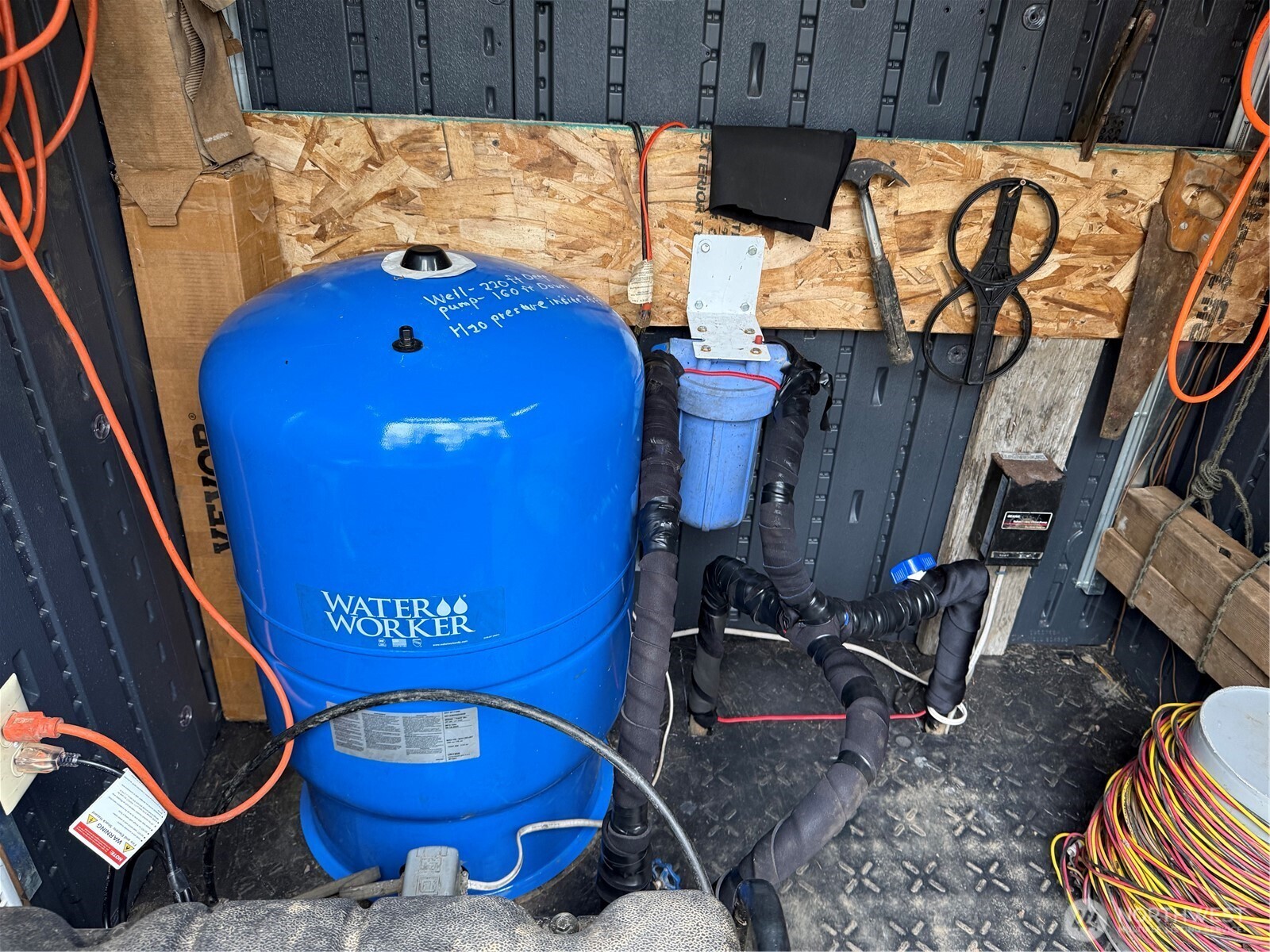 11477 NE Tulin Road , Kingston, WA 98346