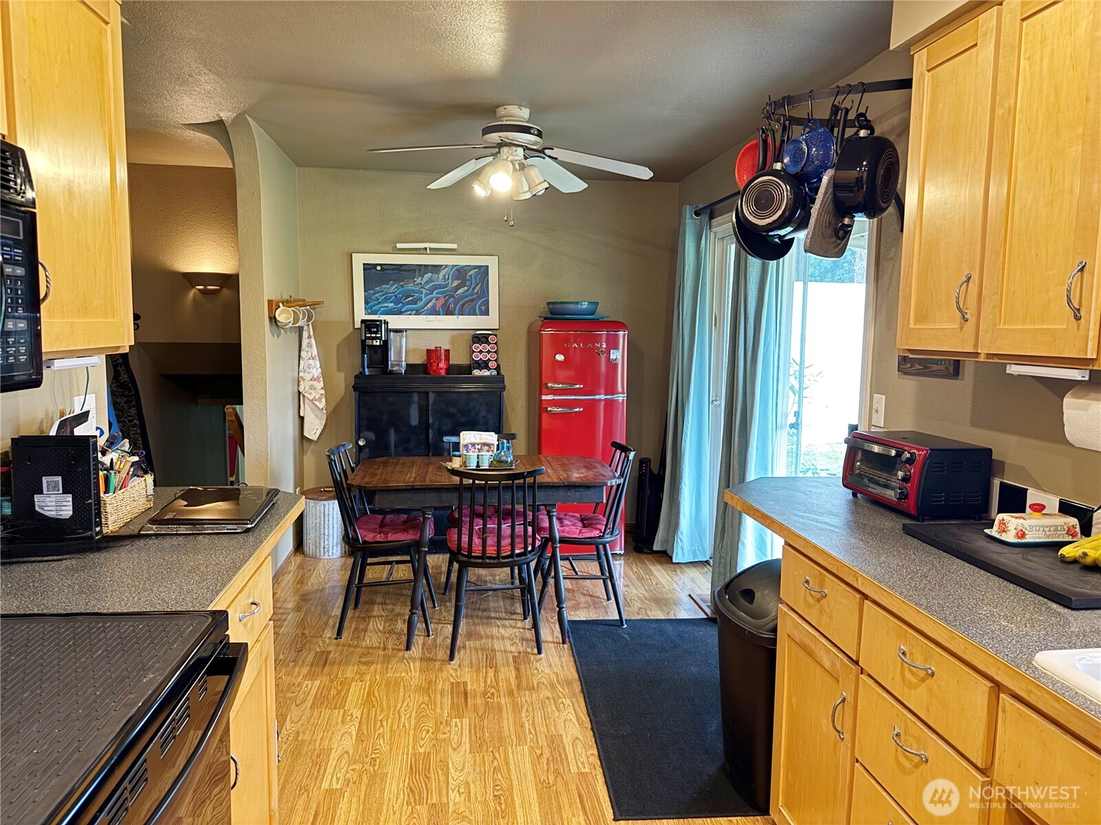 11477 NE Tulin Road , Kingston, WA 98346