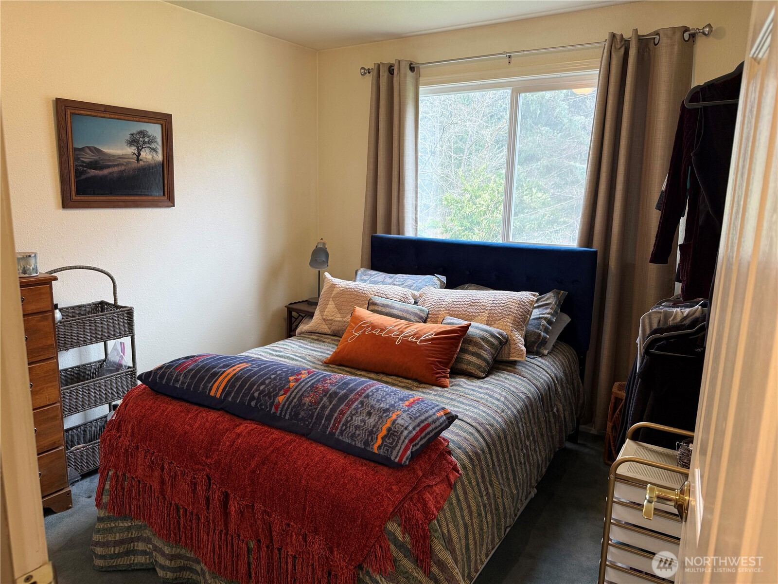 11477 NE Tulin Road , Kingston, WA 98346