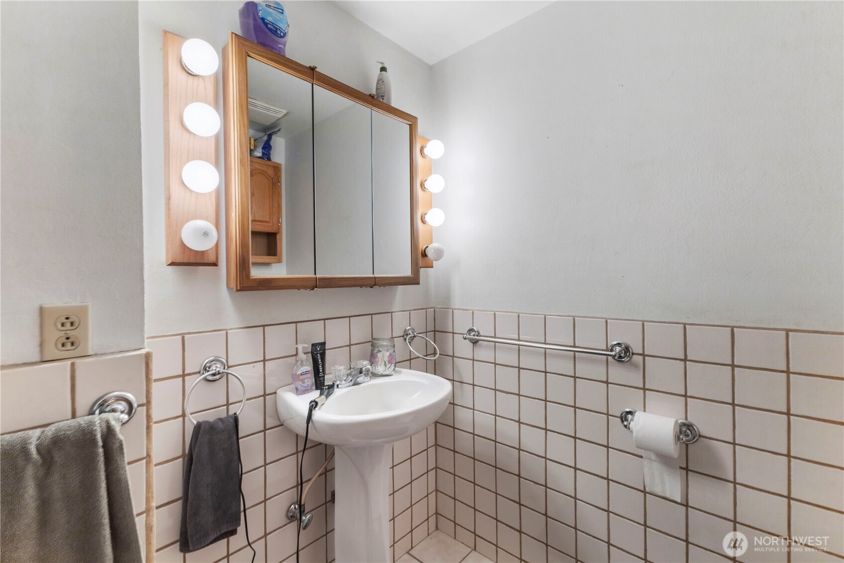 15433 SE 275th Street , Kent, WA 98042