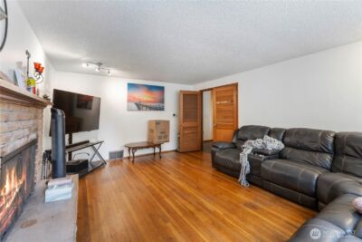 15433 SE 275th Street , Kent, WA 98042 - Photo 8