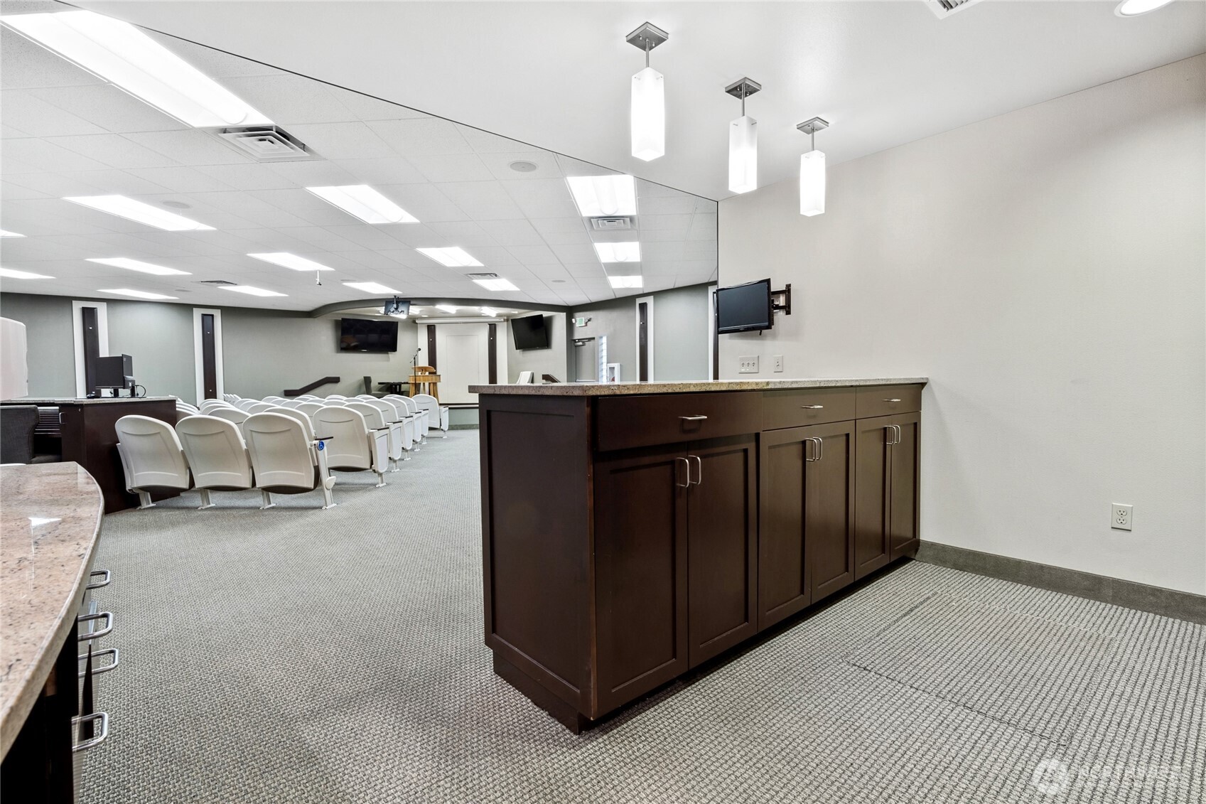 812 Davis Place S, Seattle, WA 98144