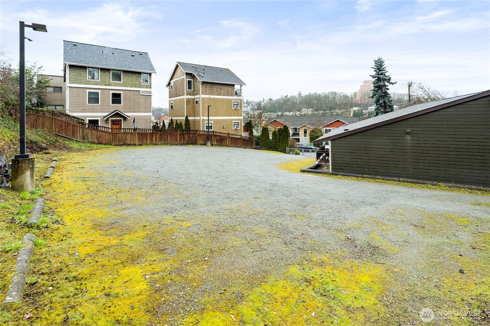 812 Davis Place S, Seattle, WA 98144