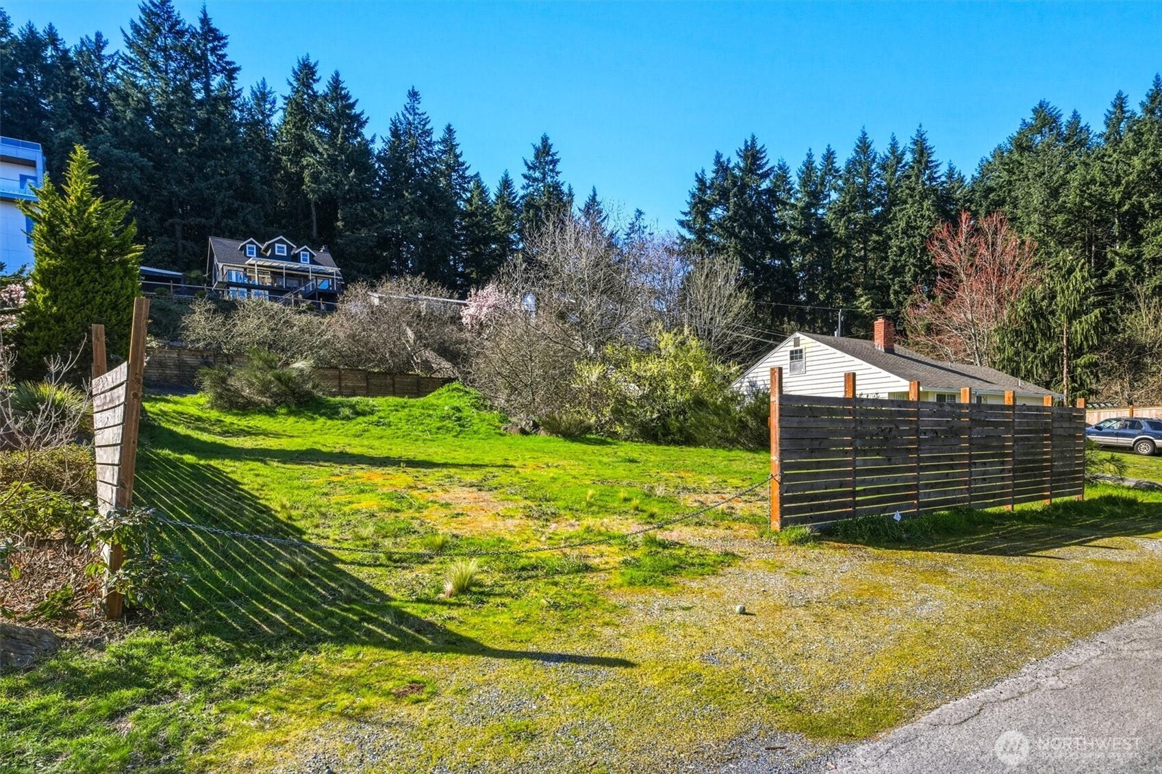 9017 3rd Avenue SW, Seattle, WA 98106