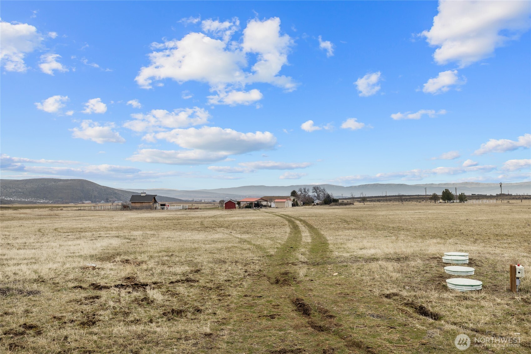 2420 Colockum Road , Ellensburg, WA 98926