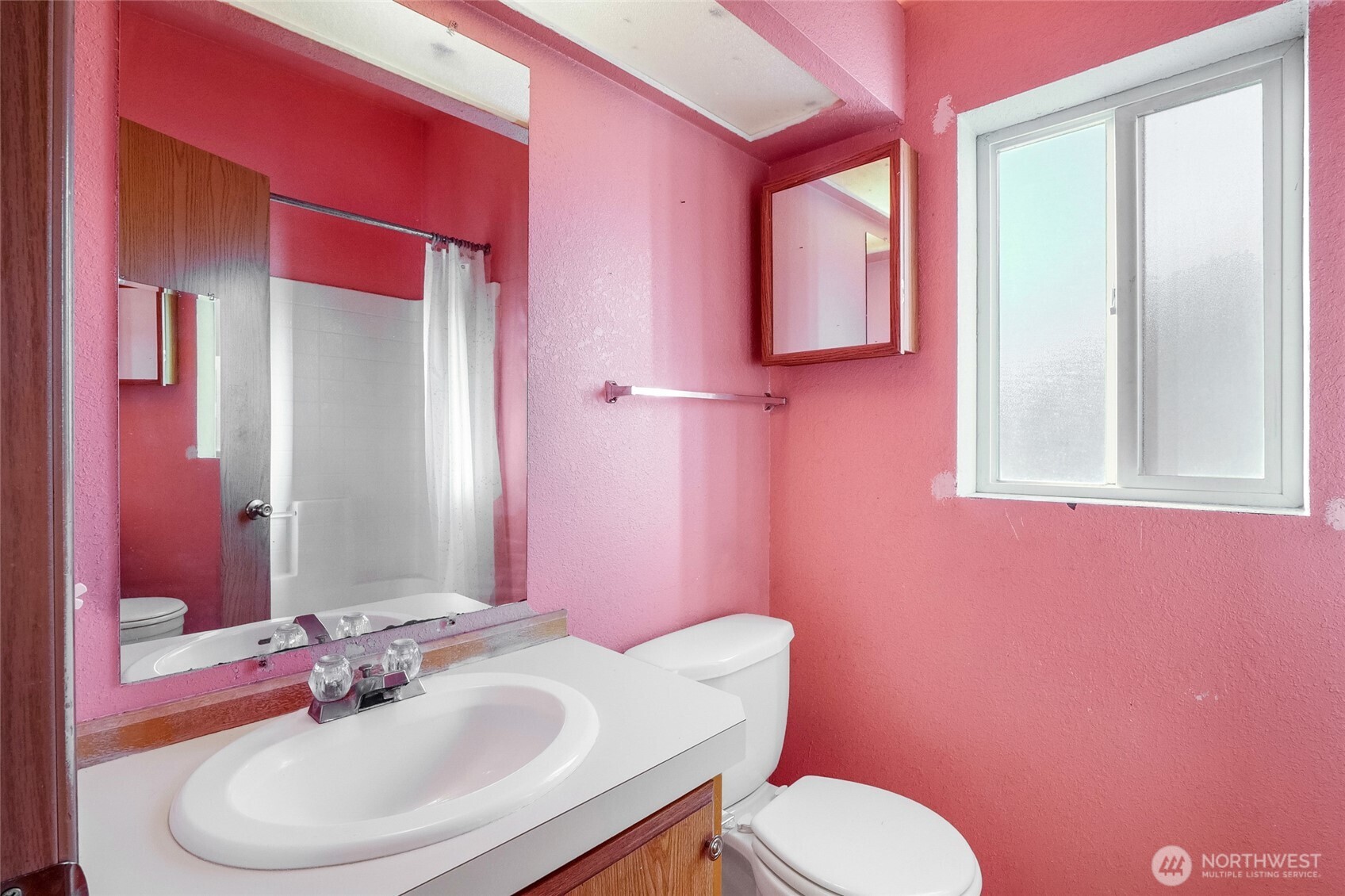 900 N Grape Drive #17, Moses Lake, WA 98837