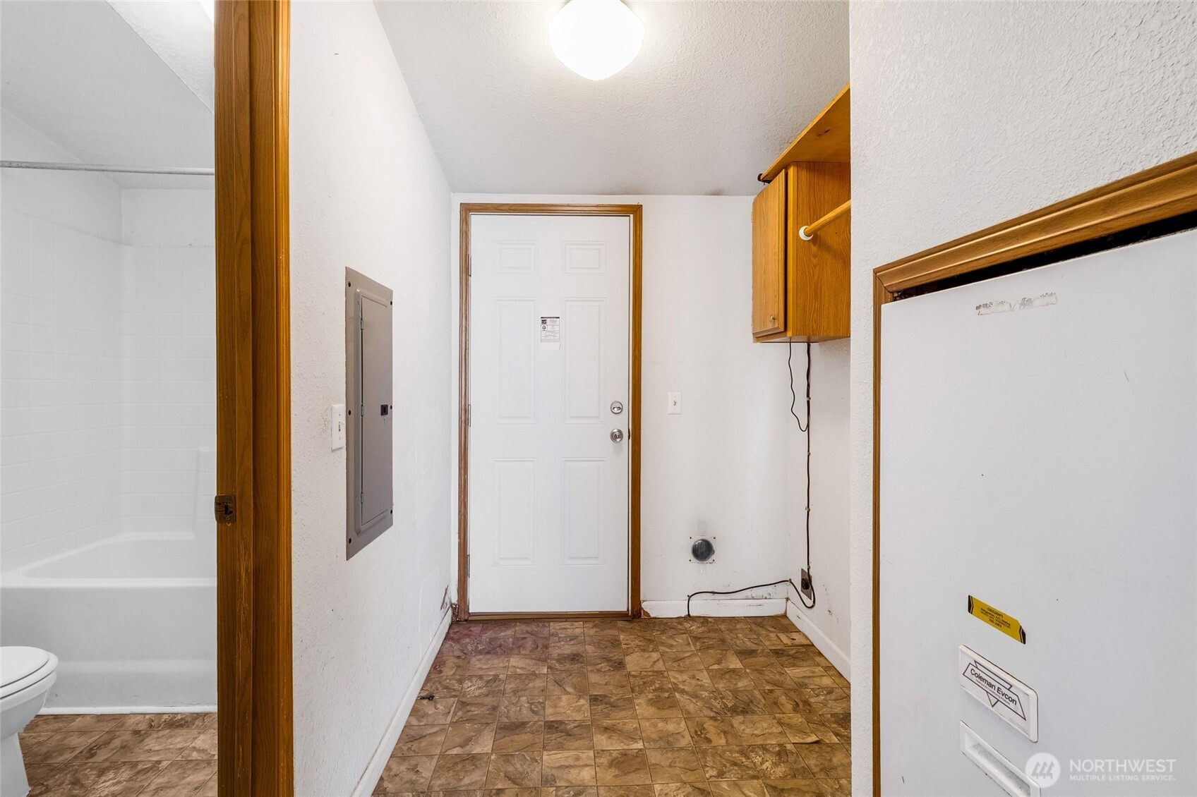 900 N Grape Drive #17, Moses Lake, WA 98837