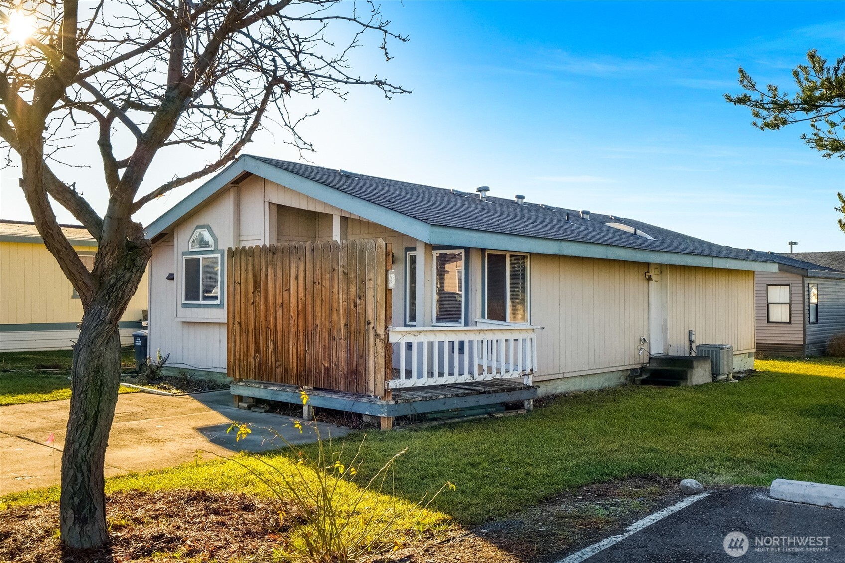 900 N Grape Drive #17, Moses Lake, WA 98837