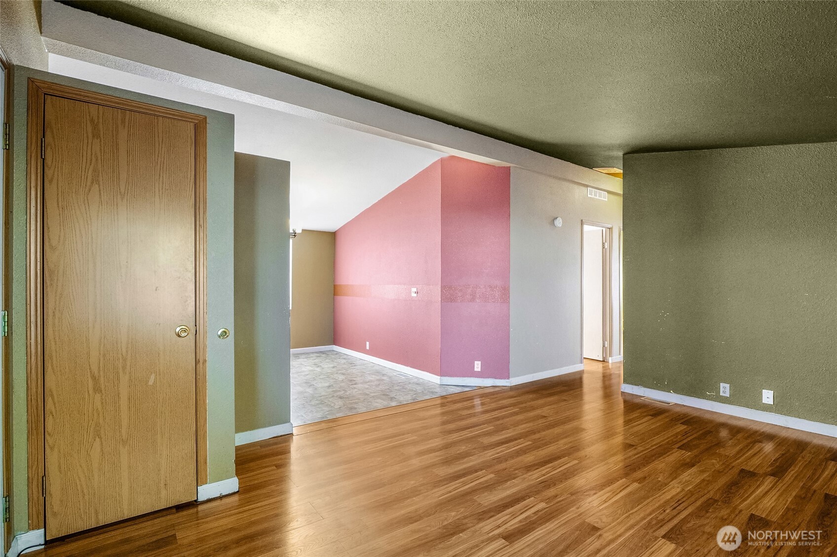 900 N Grape Drive #17, Moses Lake, WA 98837