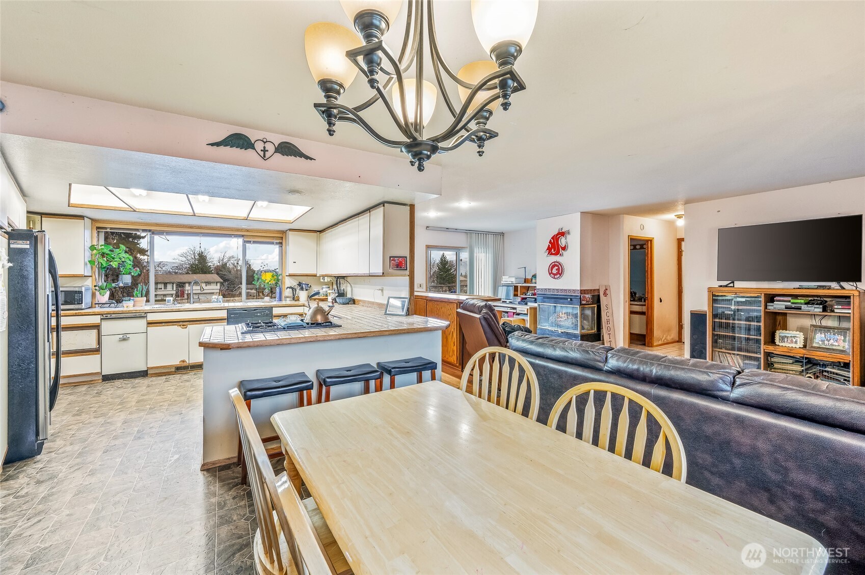 1919 B 5th St , Wenatchee, WA 98801