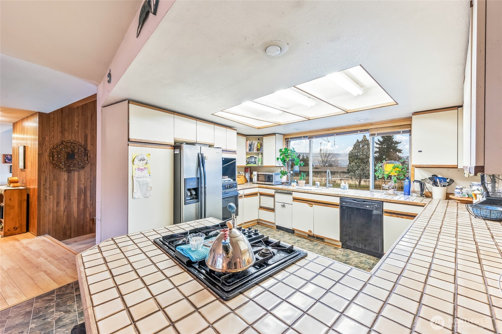 1919 B 5th St , Wenatchee, WA 98801